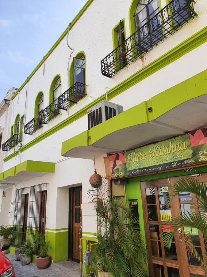 Oyo Hotel Hare Krishna Monterrey Kültér fotó
